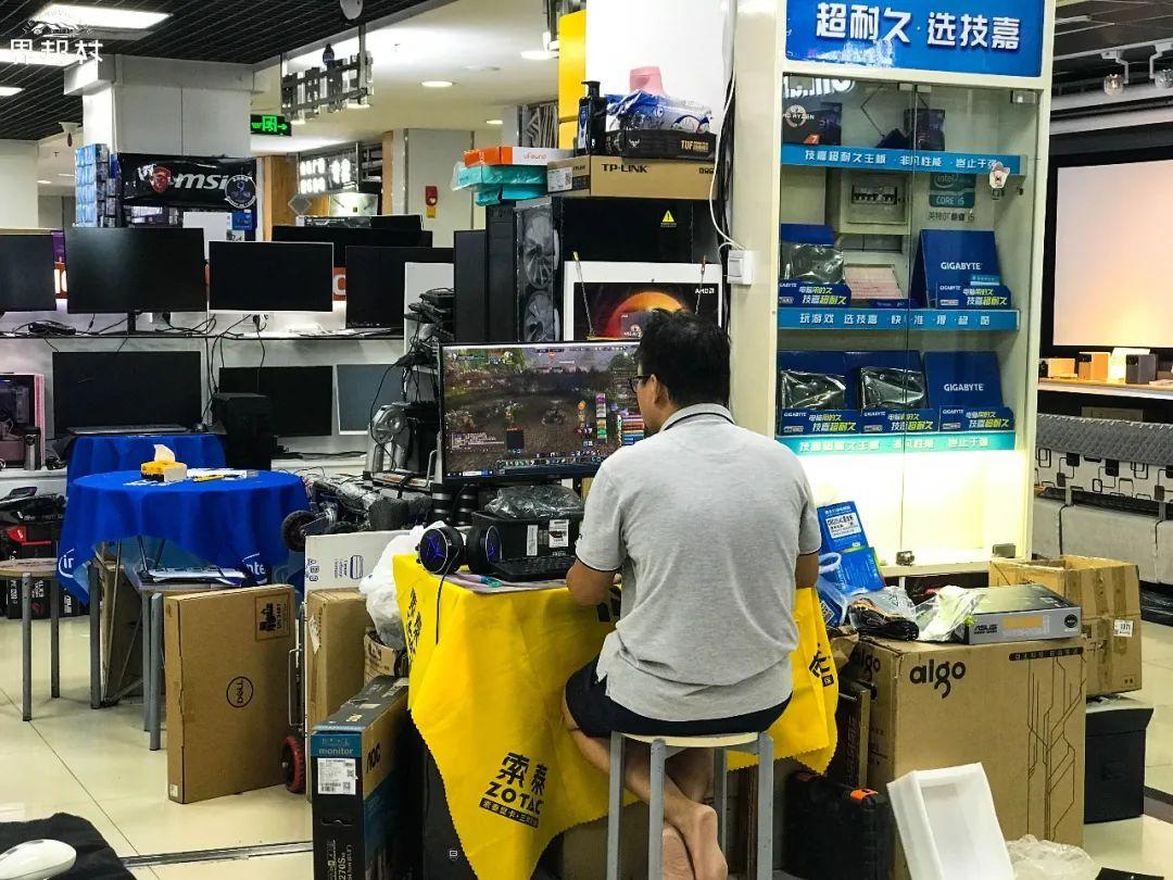 南宁电子卖场萧条:电商重创?诚信崩塌?现存商户如何走出困境?